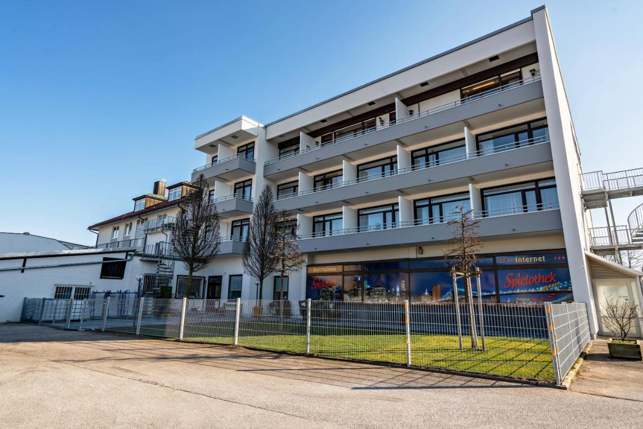 Huber Living Basic 206 Lägenhet Germering Exteriör bild